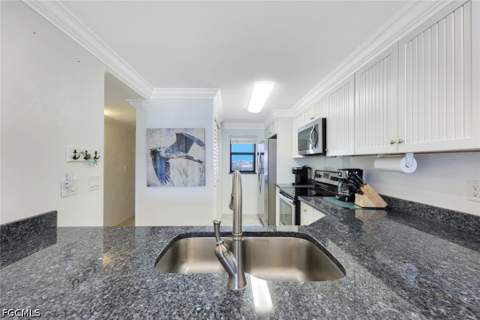 6400 Estero Blvd 402, Fort Myers Beach FL - photo 11 of 32