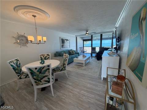 6400 Estero Blvd 402, Fort Myers Beach FL - photo 15 of 32