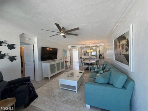 6400 Estero Blvd 402, Fort Myers Beach FL - photo 8 of 32