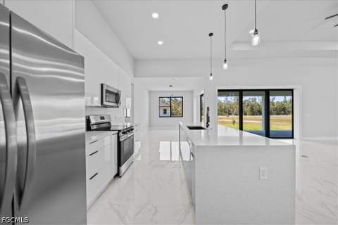 4114 NW 24th Ter, Cape Coral FL - photo 14 of 41