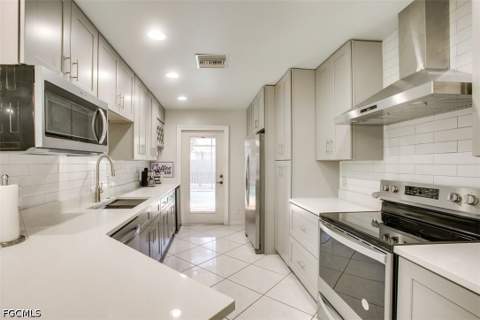 162 SE 22nd St, Cape Coral FL - photo 23 of 25