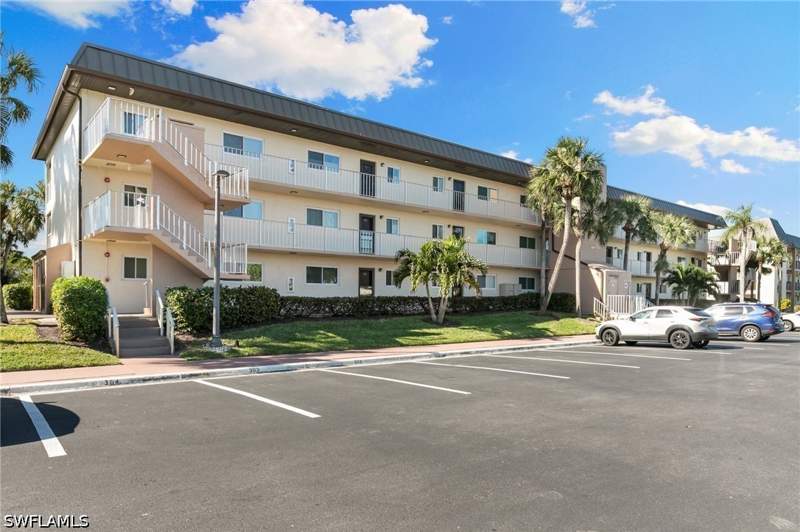2 bedroom Condominium at 1024 Manatee Rd C303, Gulf Winds East, Naples — photo 4
