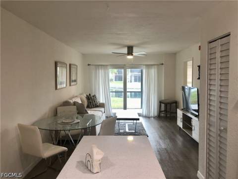 16881 Davis Rd 214, Fort Myers FL - photo 6 of 46