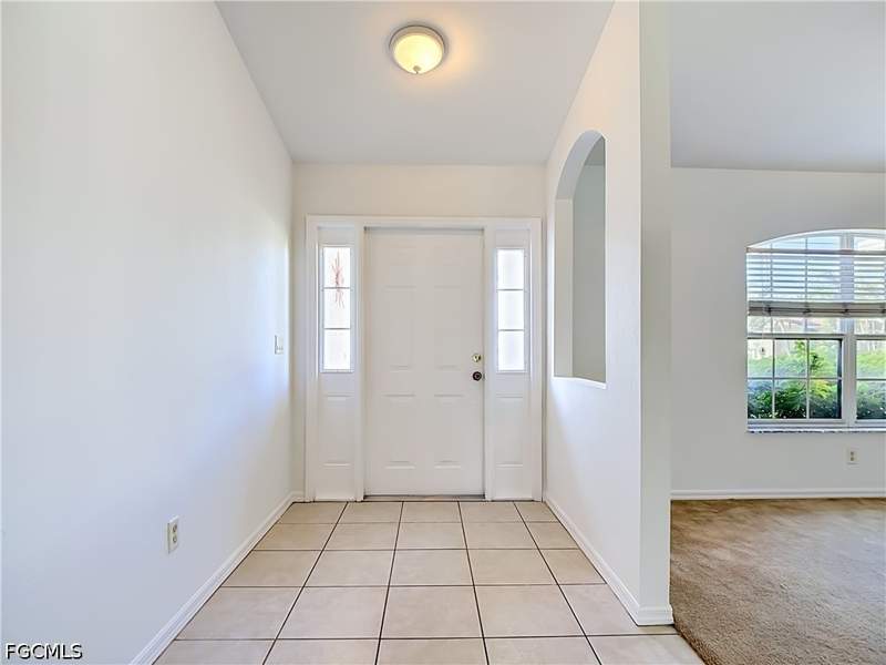 4 bedroom SingleFamilyResidence at 1801 SW 47th Ter, Cape Coral, Cape Coral — photo 5