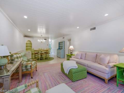 211 3rd Ave S 211, Naples FL - photo 9 of 20