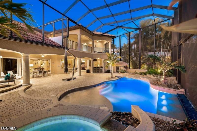5 bedroom SingleFamilyResidence at 5727 Yardarm Ct, Harbour Preserve, Cape Coral — photo 2