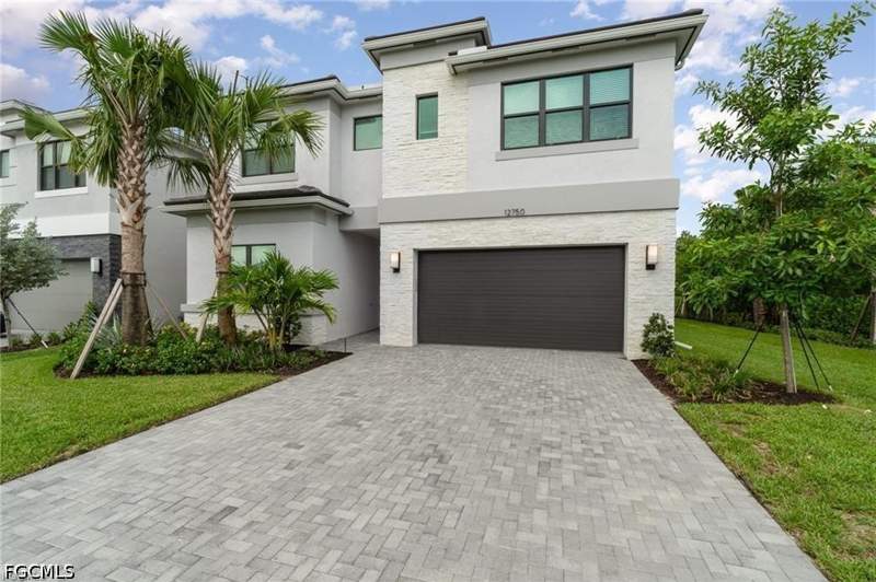 4 bedroom SingleFamilyResidence at 12750 Woodbury Dr, Rivercreek In Estero, Estero — photo 2