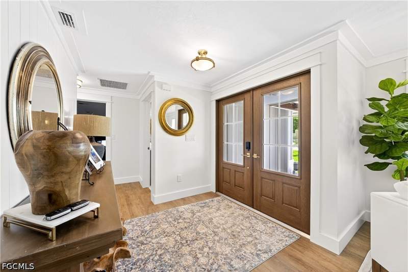 4 bedroom SingleFamilyResidence at 1251 Par View Dr, Beachview Country Club Estates, Sanibel — photo 2