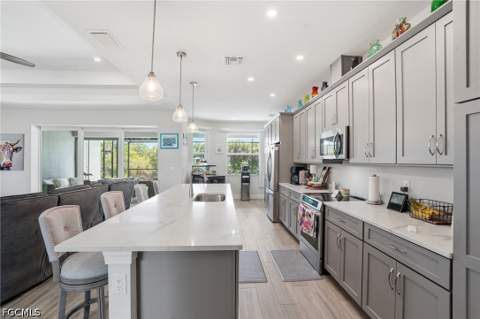 1825 NW 31st Ave, Cape Coral FL - photo 12 of 42