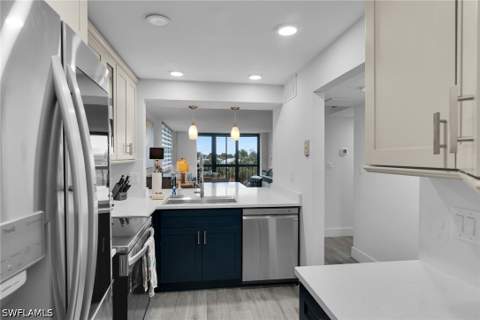 591 Seaview Ct A402, Marco Island FL - photo 8 of 39