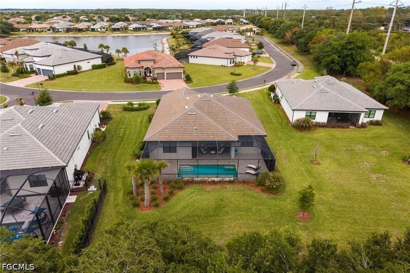 3 bedroom SingleFamilyResidence at 2968 Sagittaria Ln, Country Club, Alva — photo 3