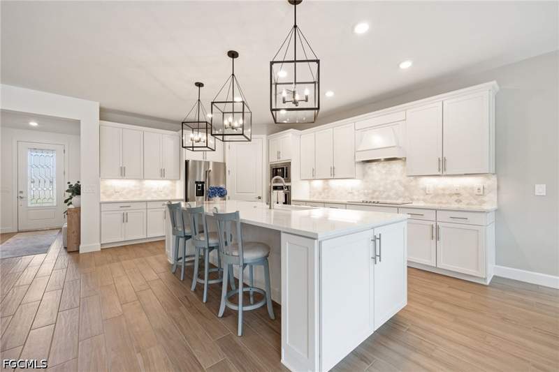 3 bedroom SingleFamilyResidence at 2968 Sagittaria Ln, Country Club, Alva — photo 5