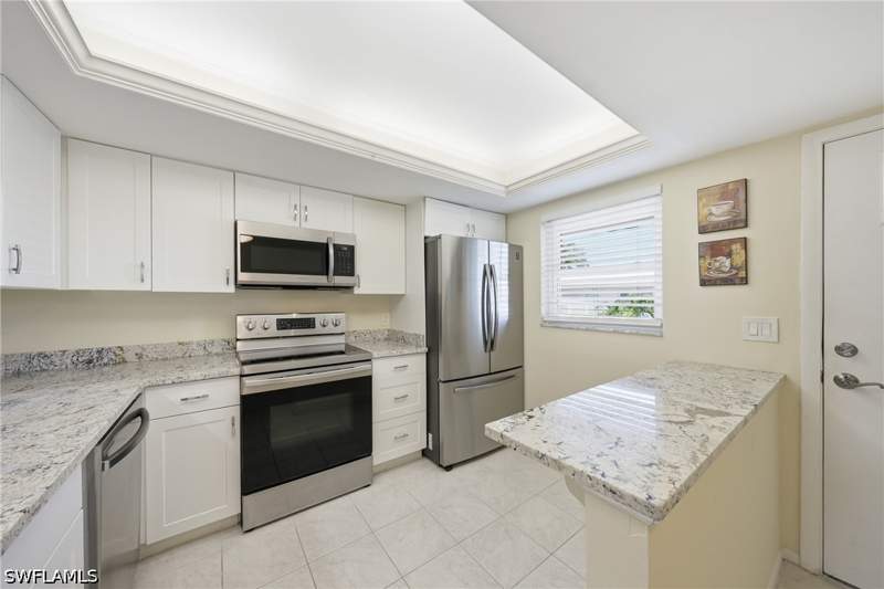 2 bedroom Condominium at 3150 Binnacle Dr 318, Riviera At Moorings, Naples — photo 2