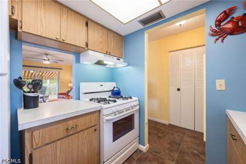 2206 E 6th St, Lehigh Acres FL - photo 8 of 28