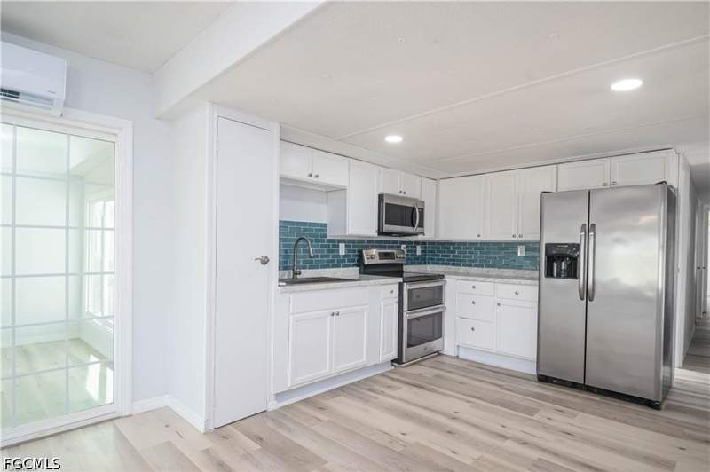 2 bedroom ManufacturedHome at 19 Garden Dr, Garden Cove, Fort Myers — photo 2