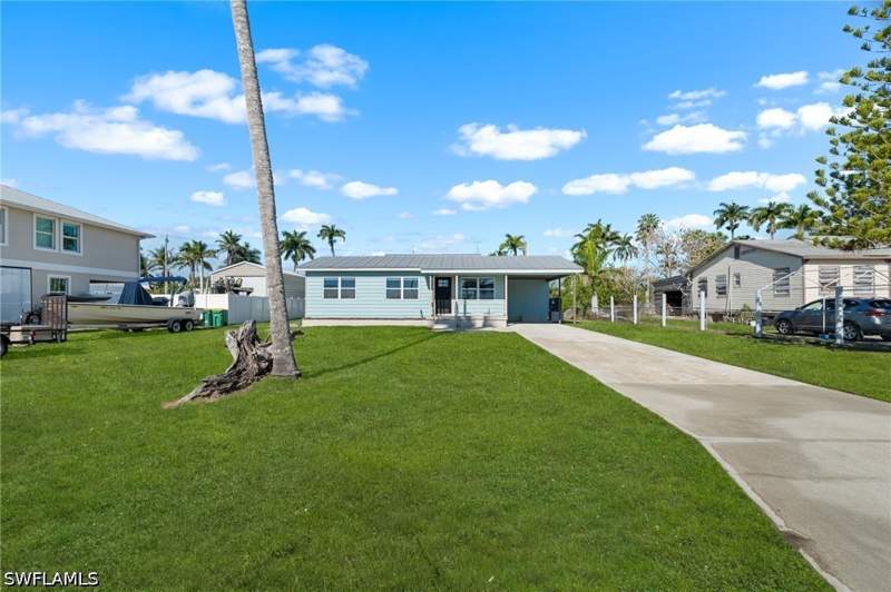 3 bedroom SingleFamilyResidence at 505 Copeland Ave N, Everglades Town, Everglades City — photo 2