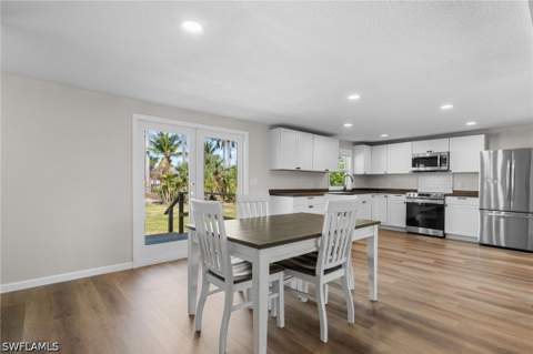 505 Copeland Ave N, Everglades City FL - photo 8 of 31