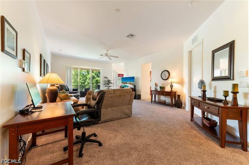 4 bedroom Condominium at 6011 Jonathans Bay Cir 402, Jonathans Bay, Fort Myers — photo 3