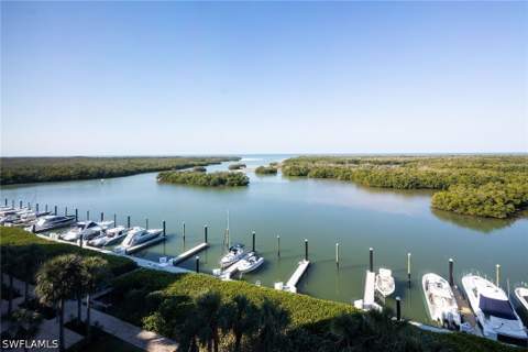 435 Dockside Dr B703, Naples FL - photo 10 of 37