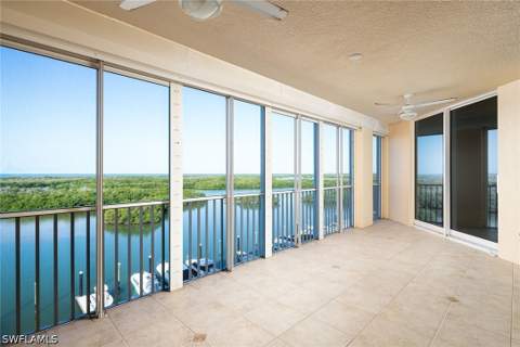 435 Dockside Dr B703, Naples FL - photo 8 of 37