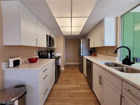 4815 Sorrento Ct, Cape Coral FL - photo 20 of 50