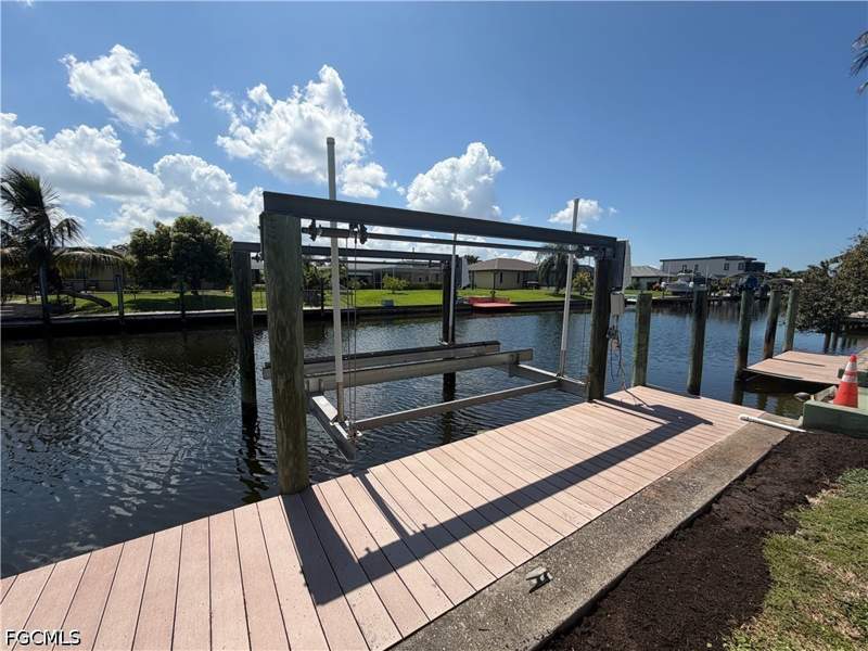 3 bedroom SingleFamilyResidence at 4815 Sorrento Ct, Cape Coral, Cape Coral — photo 4