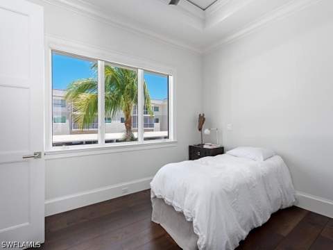 545 13th Ave S, Naples FL - photo 14 of 25