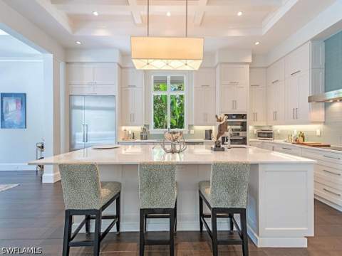 545 13th Ave S, Naples FL - photo 7 of 25