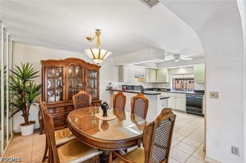 5510 SW 4th Pl 605, Cape Coral FL - photo 23 of 47