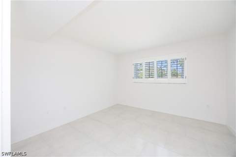 4180 Crayton Rd E4, Naples FL - photo 15 of 25