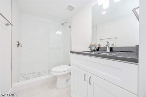 4180 Crayton Rd E4, Naples FL - photo 20 of 25