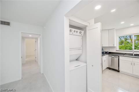 4180 Crayton Rd E4, Naples FL - photo 21 of 25