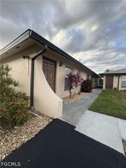 619 SE 47th St 5, Cape Coral FL - photo 7 of 19