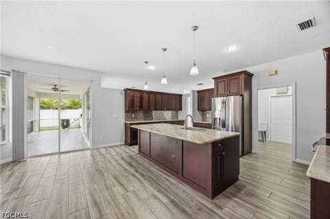 12781 Meadow Pine Ln, Fort Myers FL - photo 6 of 47