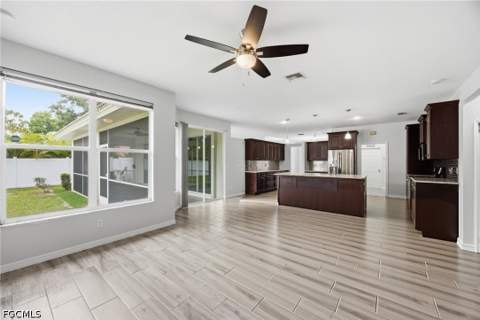 12781 Meadow Pine Ln, Fort Myers FL - photo 8 of 47