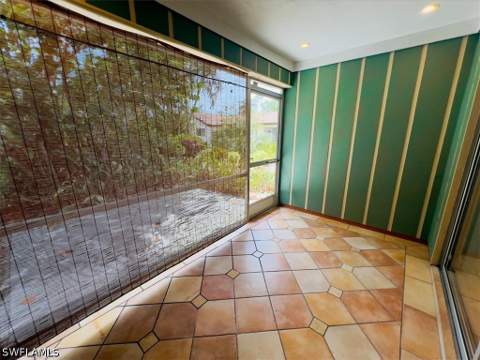 1025 Pine Isle Ln 1025, Naples FL - photo 18 of 33