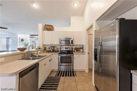 3806 SW 1st Ter, Cape Coral FL - photo 8 of 33