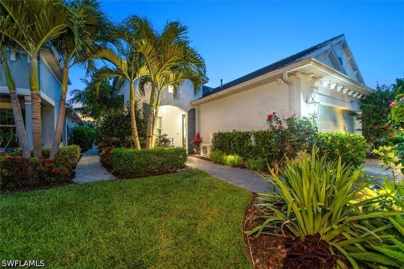 3 bedroom Attached at 2302 Marquesa Cir, Marquesa Isles Of Naples, Naples — photo 2