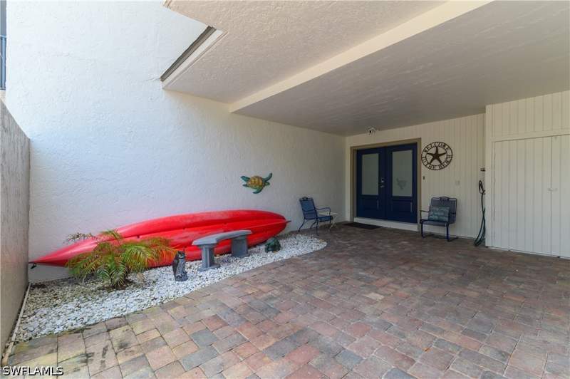 2 bedroom Townhouse at 1130 Swallow Ave B103, Town House Square, Marco Island — photo 4