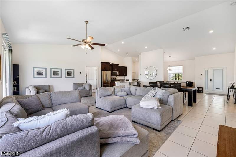 3 bedroom SingleFamilyResidence at 3510 NW 41st Pl, Cape Coral, Cape Coral — photo 5