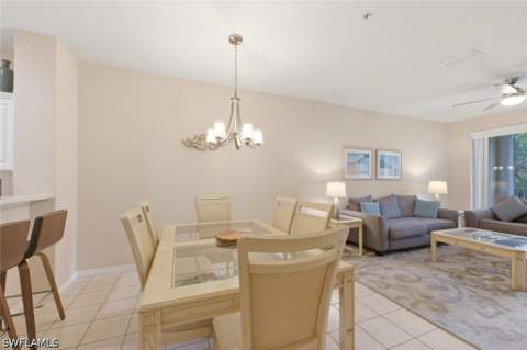 4873 Hampshire Ct 104, Naples FL - photo 10 of 28