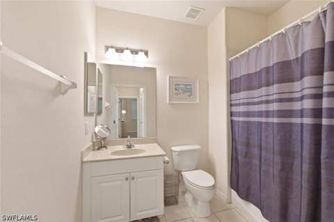 4873 Hampshire Ct 104, Naples FL - photo 17 of 28