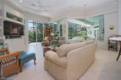 710 Shadow Lake Ln, Naples FL - photo 15 of 36