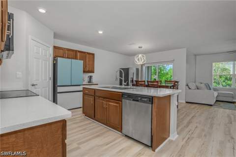 2544 NW 20th Pl, Cape Coral FL - photo 15 of 35