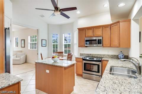 6442 Legacy Cir 203, Naples FL - photo 16 of 50