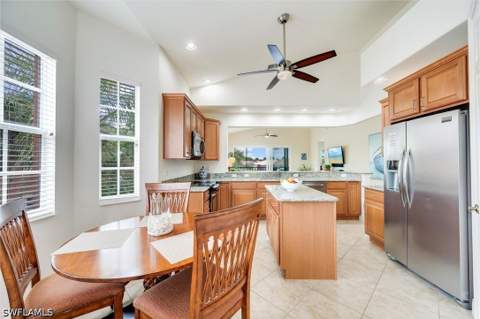 6442 Legacy Cir 203, Naples FL - photo 18 of 50