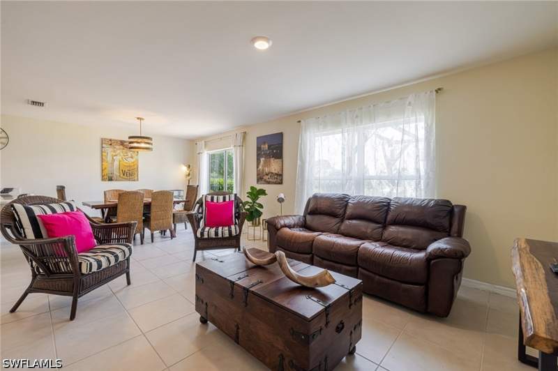 4 bedroom SingleFamilyResidence at 1607 NE 35th Ln, Cape Coral, Cape Coral — photo 5