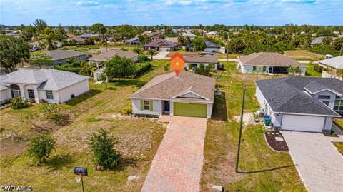 1607 NE 35th Ln, Cape Coral FL - photo 6 of 27