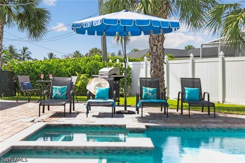5 bedroom SingleFamilyResidence at 541 94th Ave N, Naples Park, Naples — photo 3