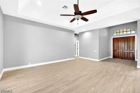 7214 Hendry Creek Dr, Fort Myers FL - photo 9 of 47